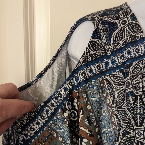 Boho Style Top Size XL (NWT) - Picture 7 of 9